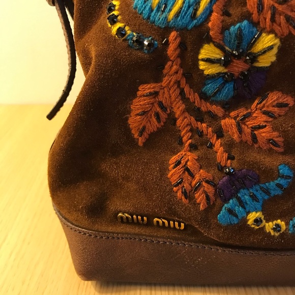 STUNNING Miu Miu brown suede hobo with embroidery - Picture 5 of 11